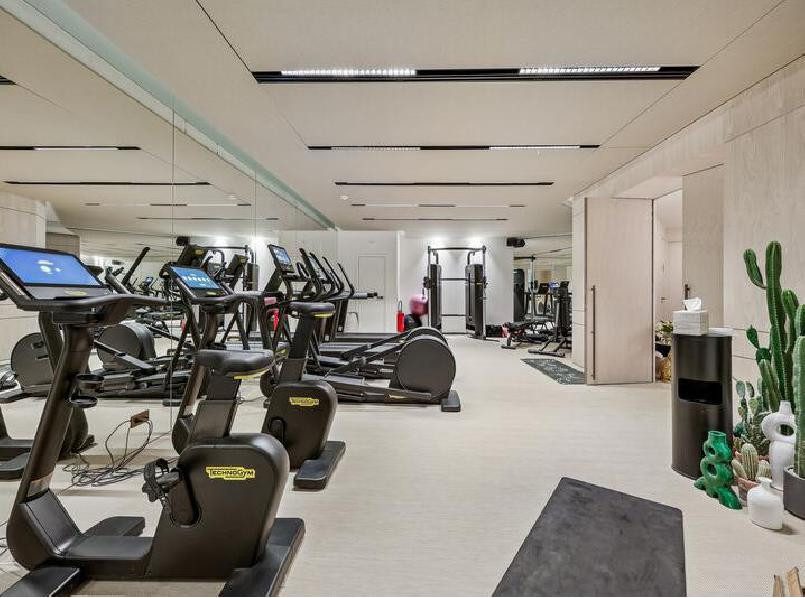 
                                                Location
                                                 Location Bureaux Paris 75016