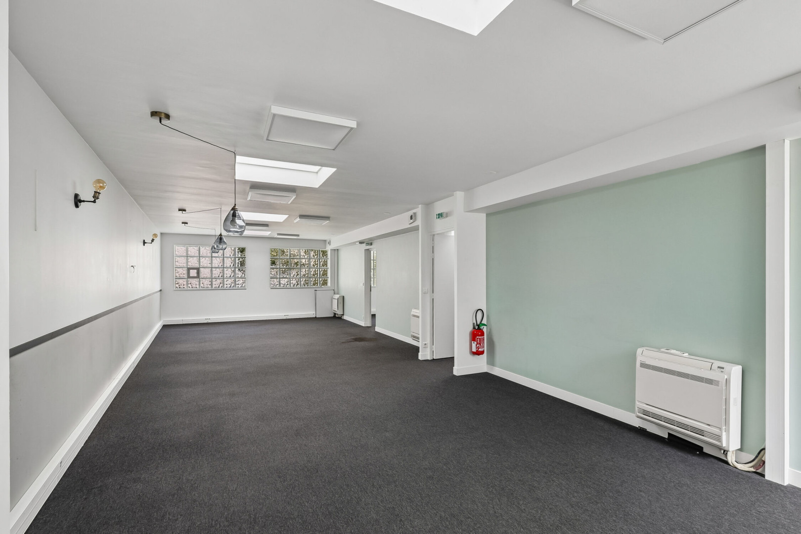 
                                                Location
                                                 Location Bureaux Paris 75016