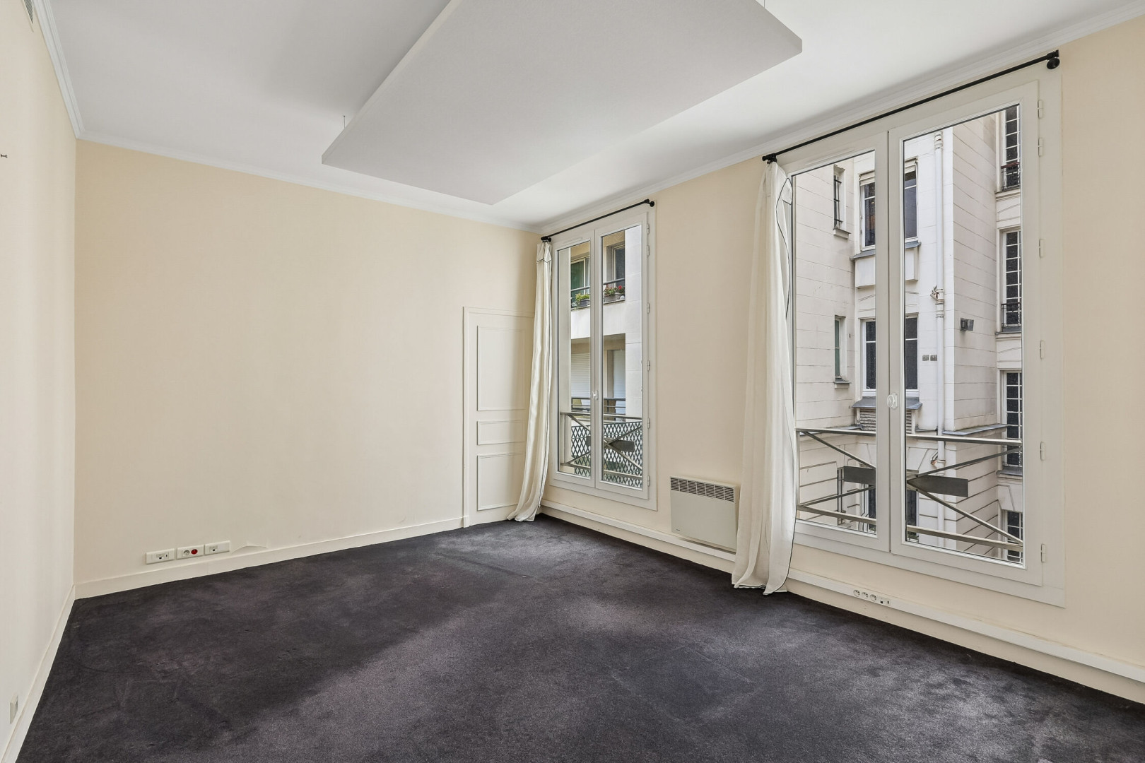 
                                                Location
                                                 Location Bureaux Paris 75016