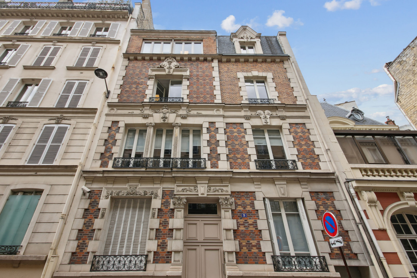 
                                                Location
                                                 Location Bureaux Paris 75017