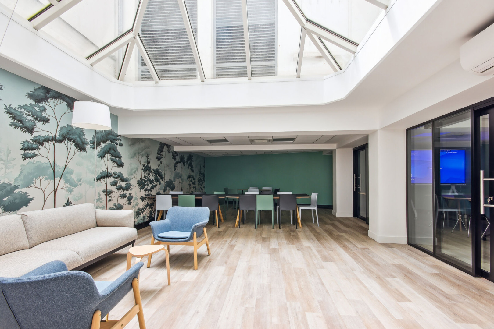 
                                                Location
                                                 Location Bureaux Paris 75017