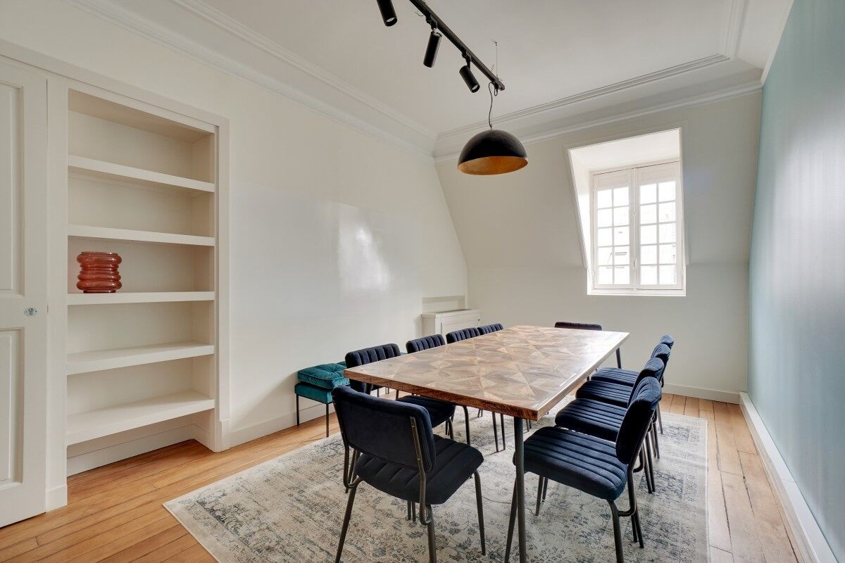 
                                                Location
                                                 Location Bureaux Paris 75017