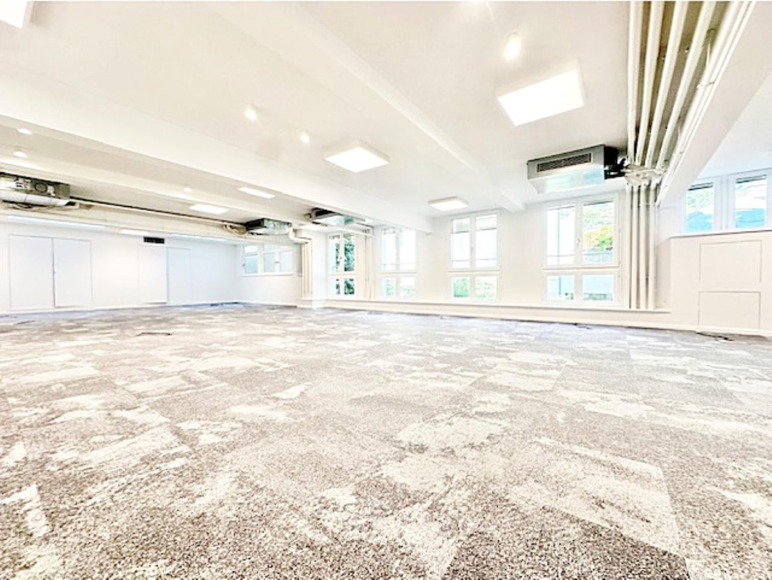 
                                                Location
                                                 Location Bureaux Paris 75017