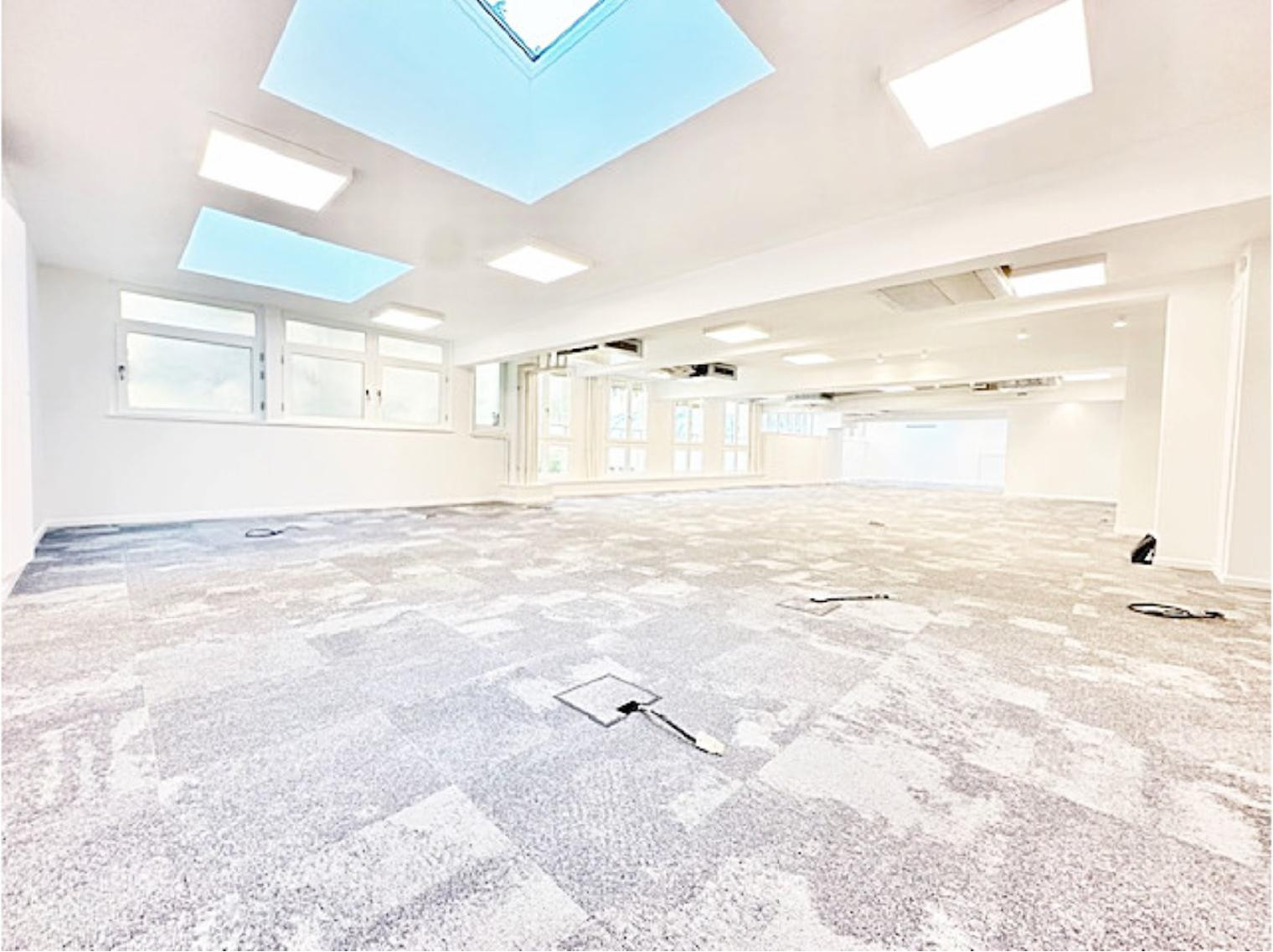 
                                                Location
                                                 Location Bureaux Paris 75017