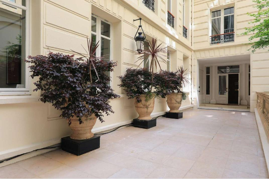 
                                                Location
                                                 Location Bureaux Paris 75017