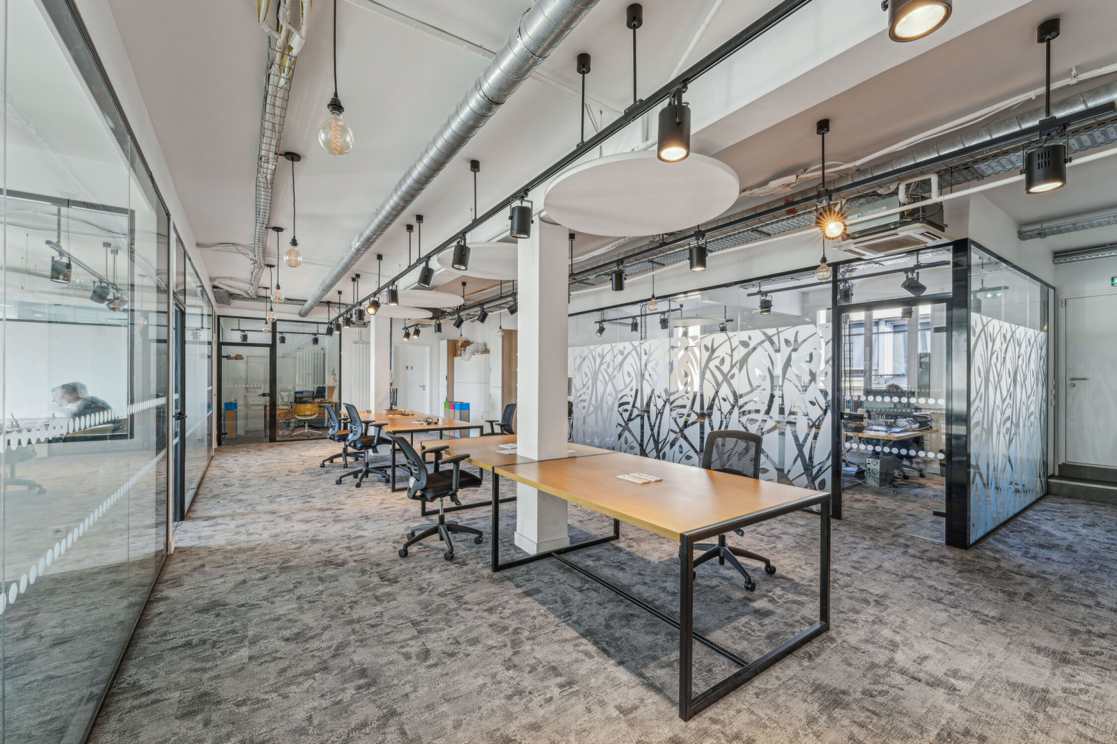 
                                                Location
                                                 Location Bureaux Paris 75017