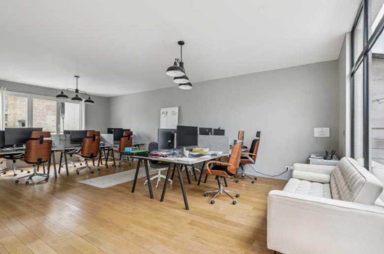 
                                                Location
                                                 Location Bureaux Paris 75017