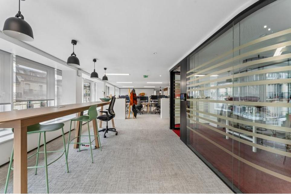 
                                                Location
                                                 Location Bureaux Paris 75017