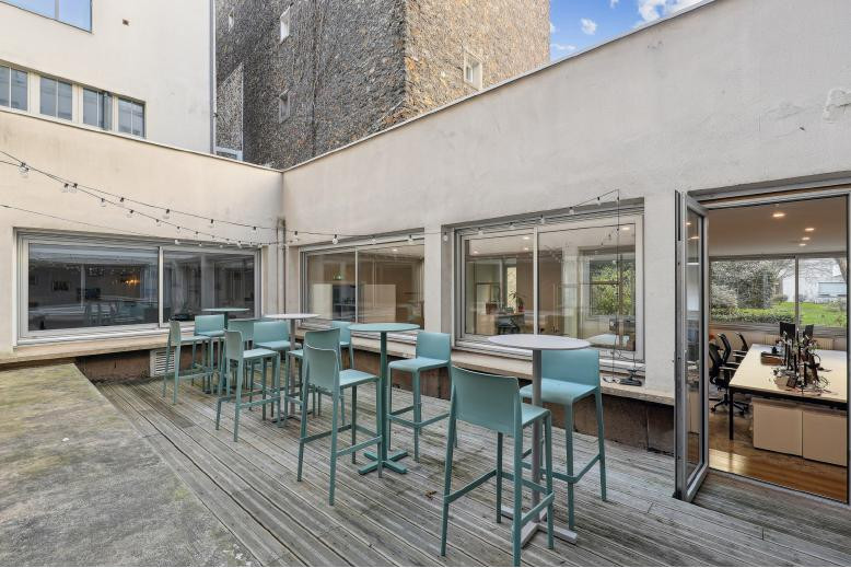 
                                                Location
                                                 Location Bureaux Paris 75018