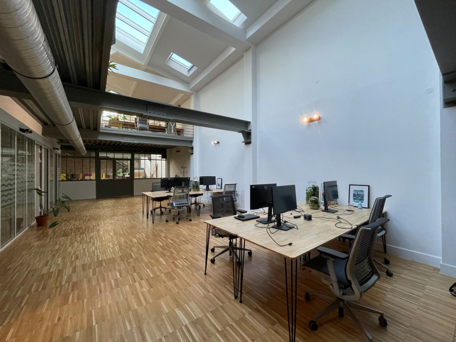 
                                                Location
                                                 Location Bureaux Paris 75019