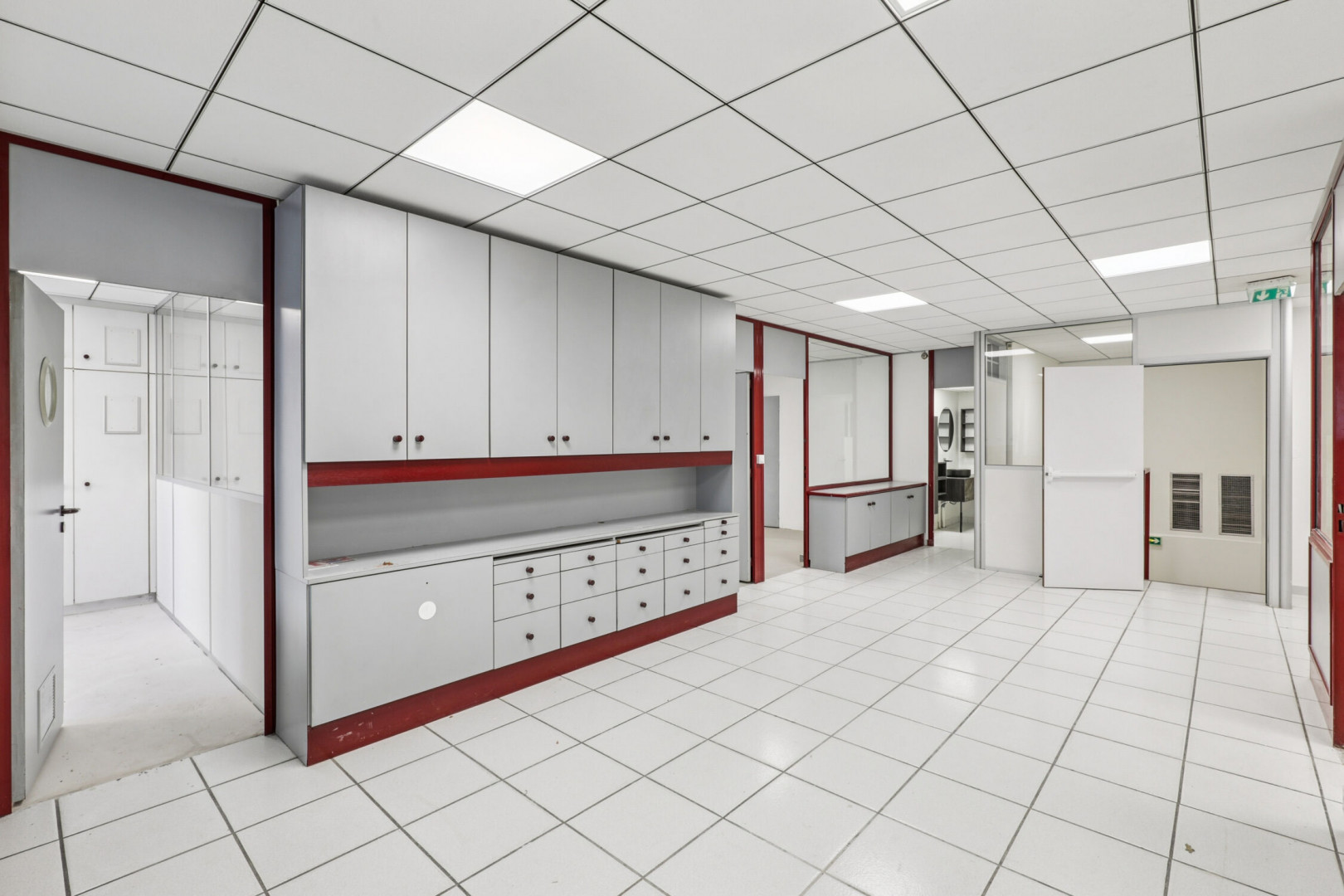 
                                                Location
                                                 Location Bureaux Paris 75019