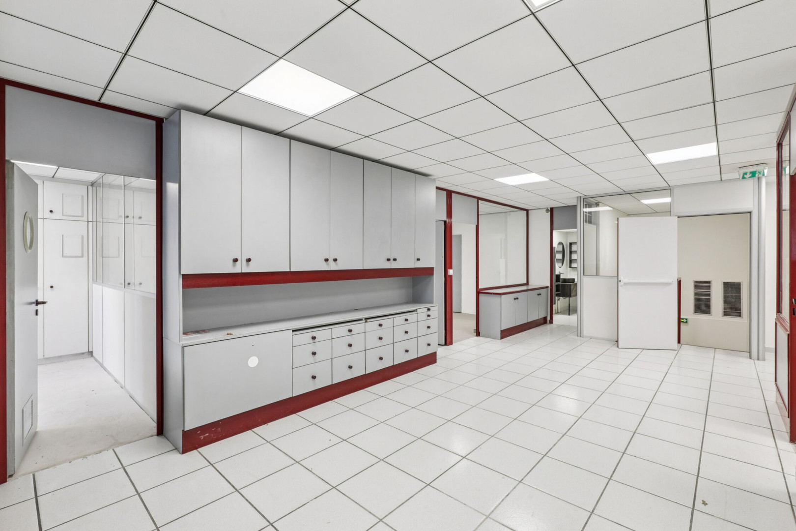 
                                                Location
                                                 Location Bureaux Paris 75019