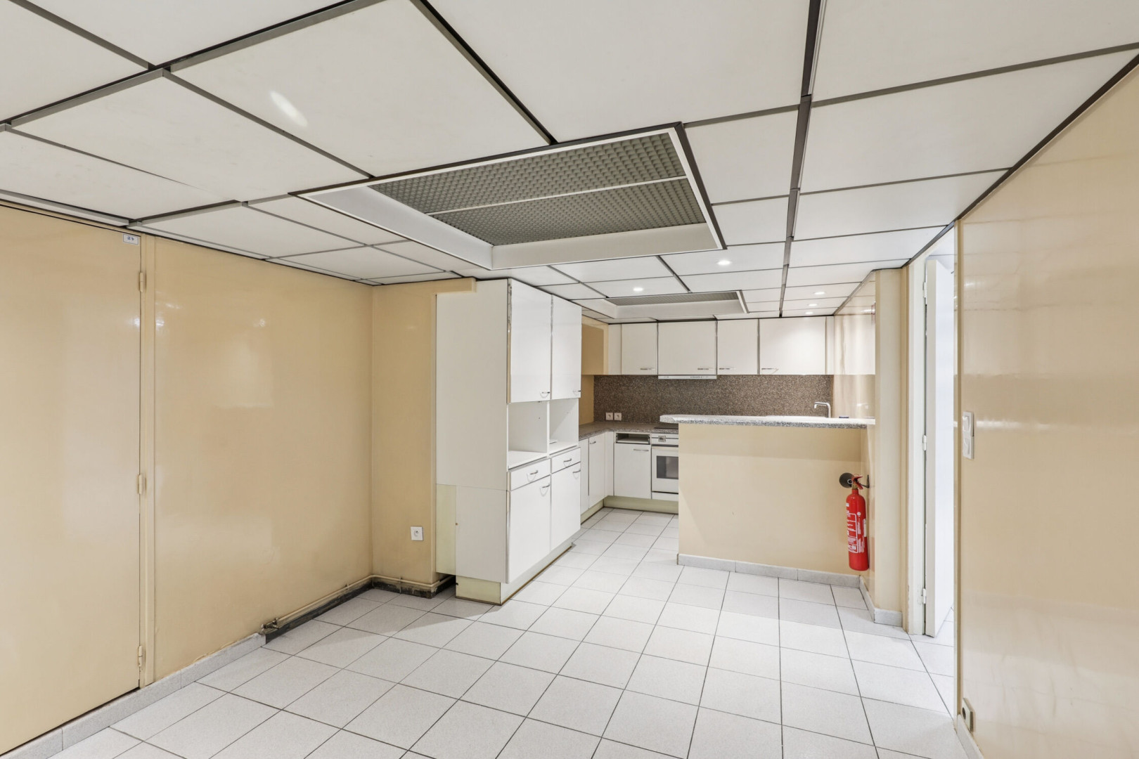 
                                                Location
                                                 Location Bureaux Paris 75019