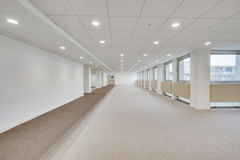 
                                                Location
                                                 Location Bureaux Paris 75019