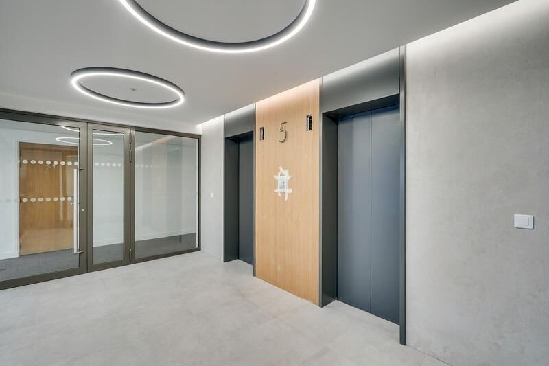
                                                Location
                                                 Location Bureaux Paris 75019