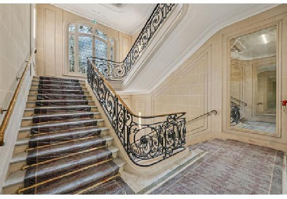 
                                                Location
                                                 Location Bureaux Paris 75116