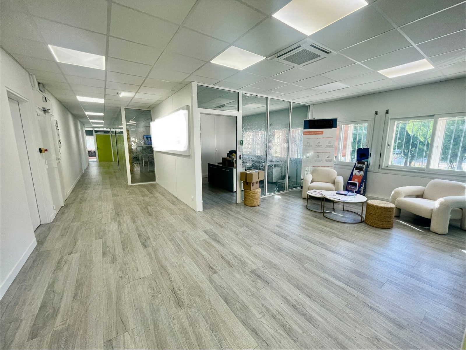 
                                                Location
                                                 Location Bureaux Vitrolles 13127