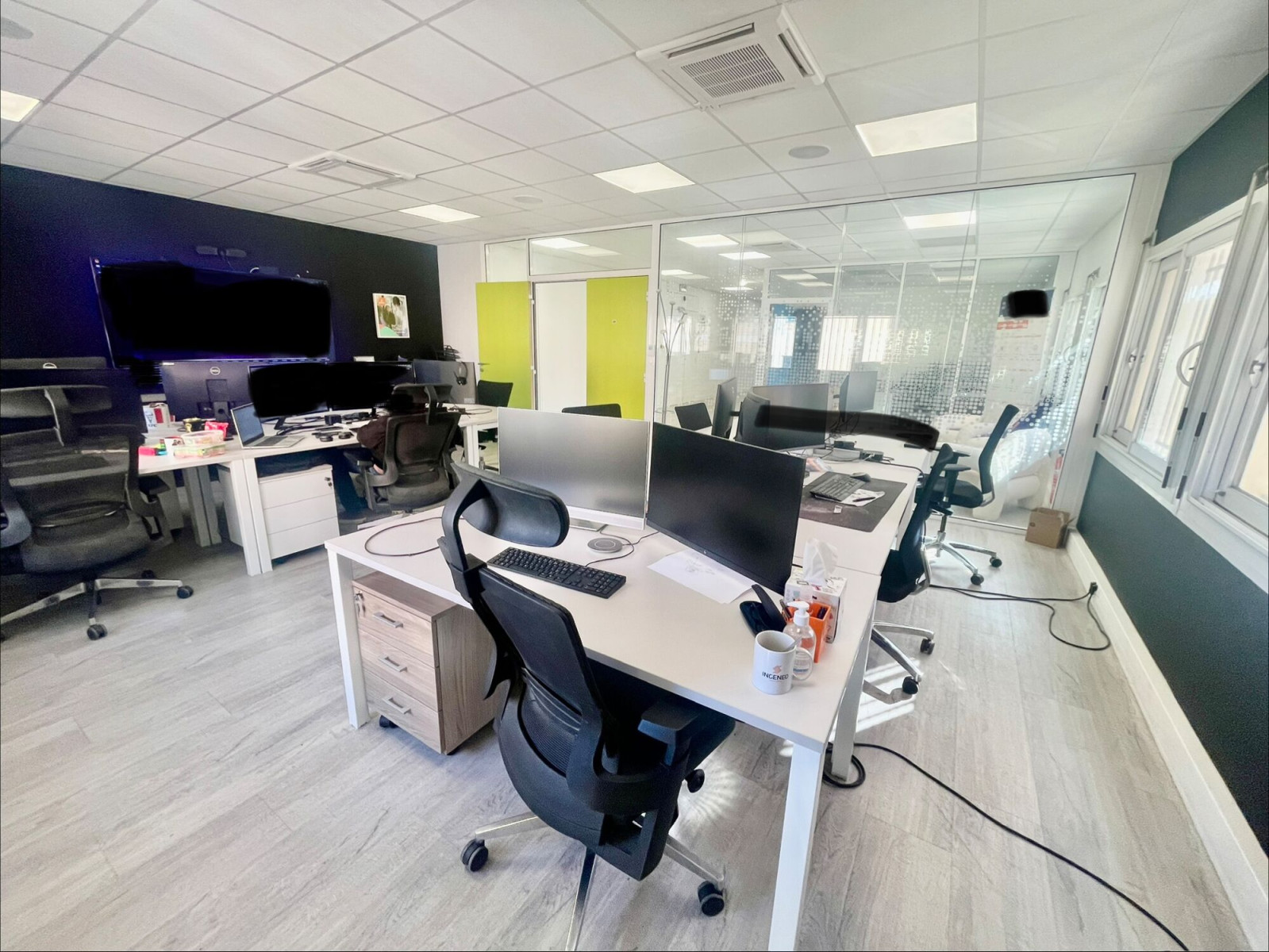 
                                                Location
                                                 Location Bureaux Vitrolles 13127