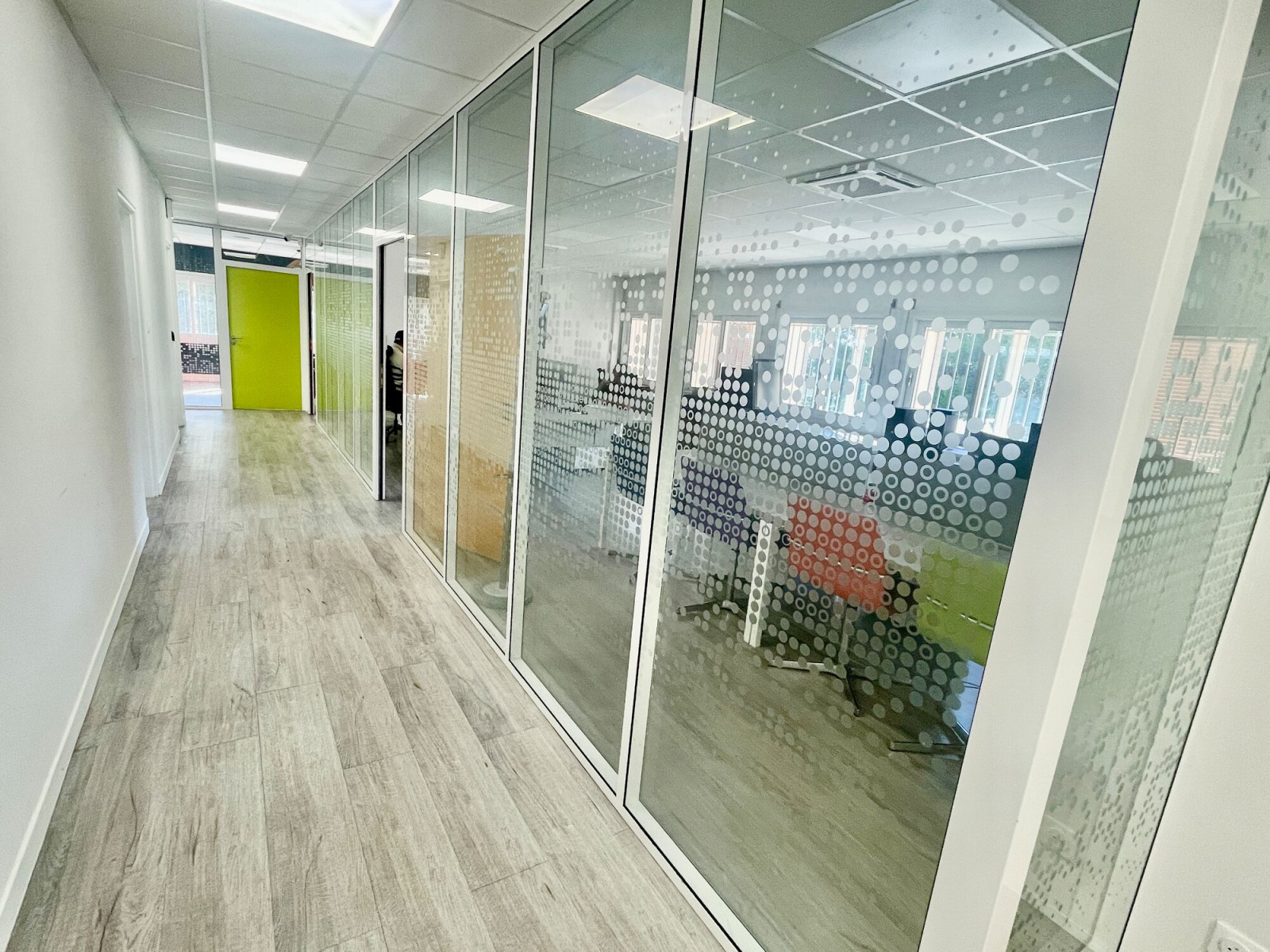 
                                                Location
                                                 Location Bureaux Vitrolles 13127