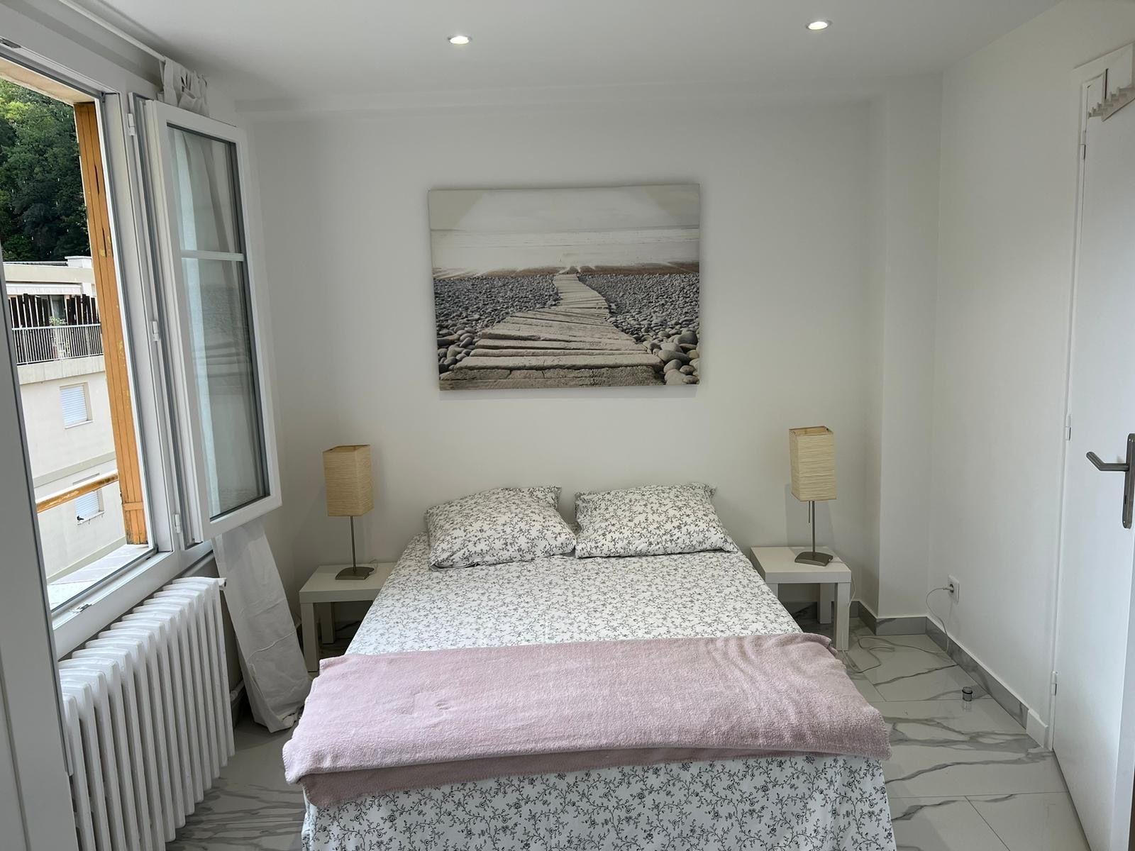 
                                                Location
                                                 Location chambre dans un appartement de 65 m2