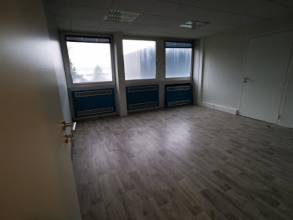 
                                                Location
                                                 Location de bureaux de 19 m² dans le Nord (Hauts-de-France)