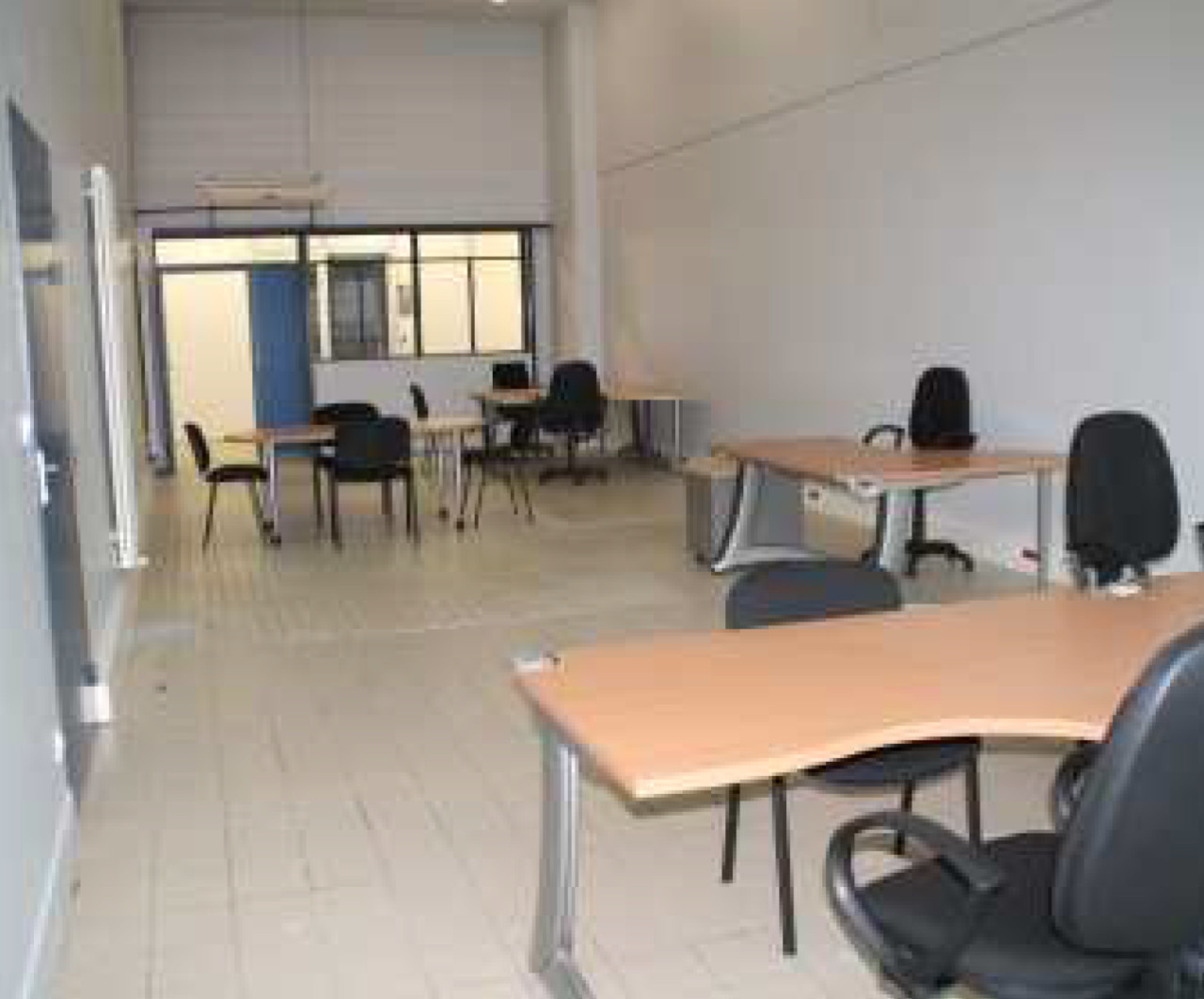 
                                                Location
                                                 Location de bureaux d'une surface de 200 m² proche d'Auxerre