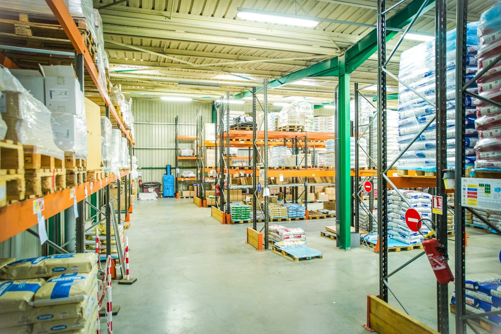 
                                                Location
                                                 Location d'un entrepôt d'une surface de 3 000 m² proche de Bourges