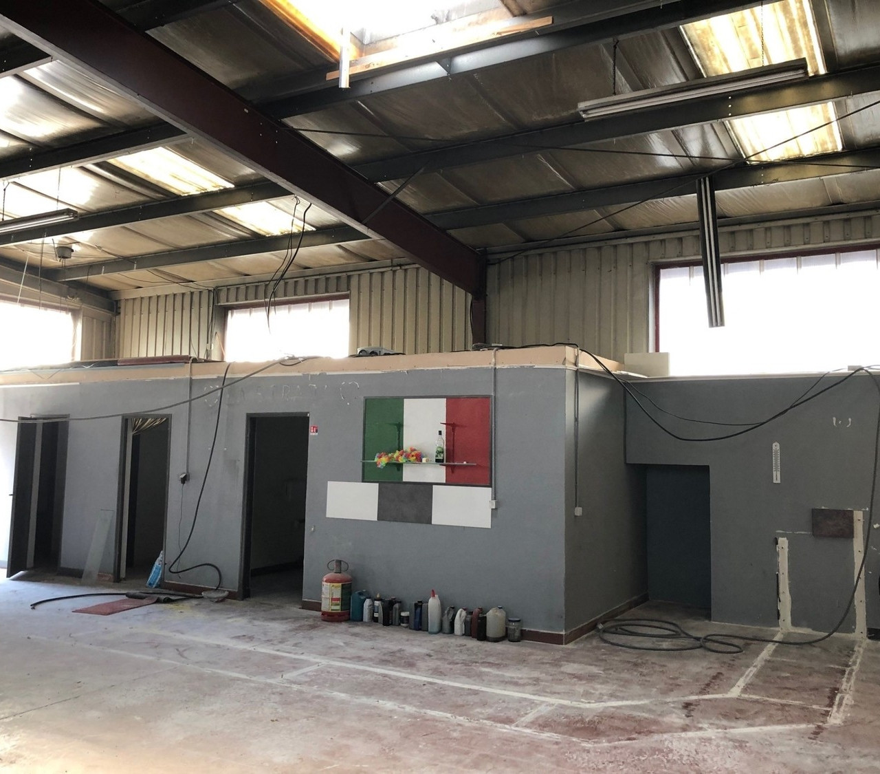 
                                                Location
                                                 Location d'un local d'activités d'une surface de 210 m² à Besançon