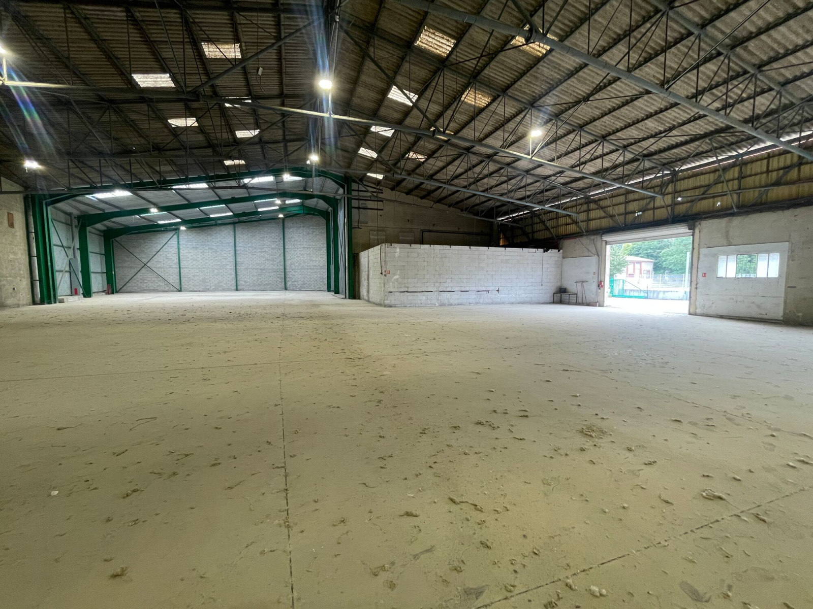 
                                                Location
                                                 Location Entrepôts / Locaux d’activités Bouc-Bel-Air 13320