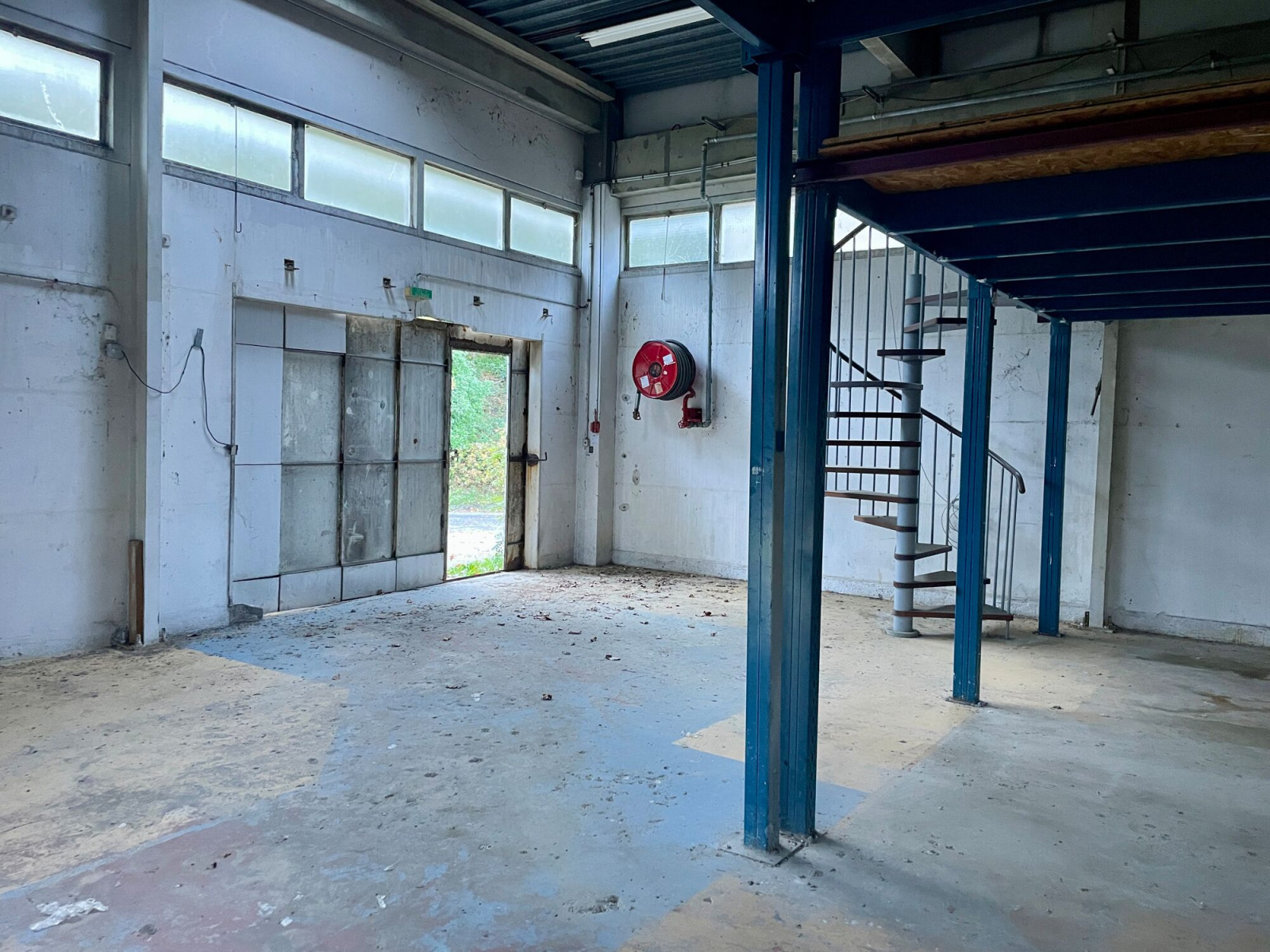 
                                                Location
                                                 Location Entrepôts / Locaux d’activités Gémenos 13420