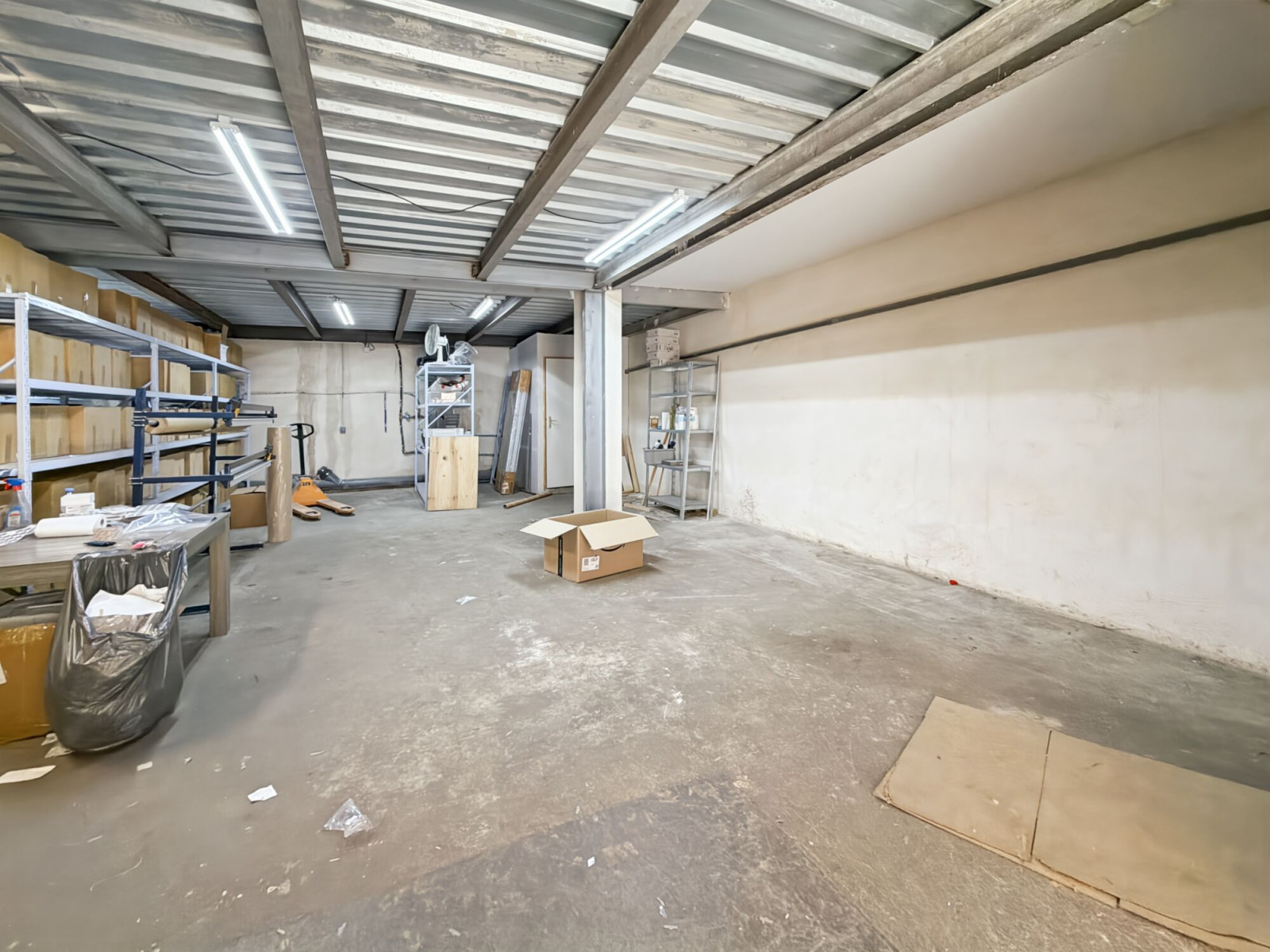 
                                                Location
                                                 Location Entrepôts / Locaux d’activités La Penne-sur-Huveaune 13821