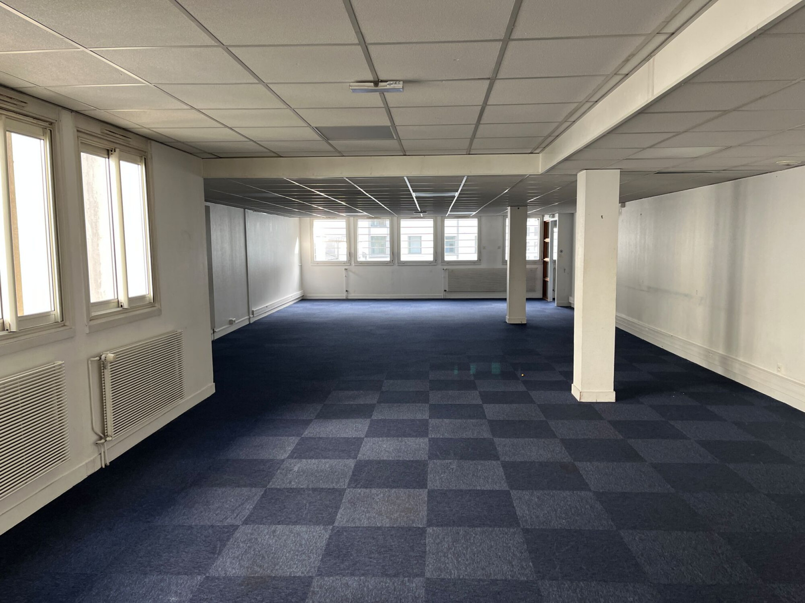 
                                                Location
                                                 Location et vente Bureaux Nantes 44100