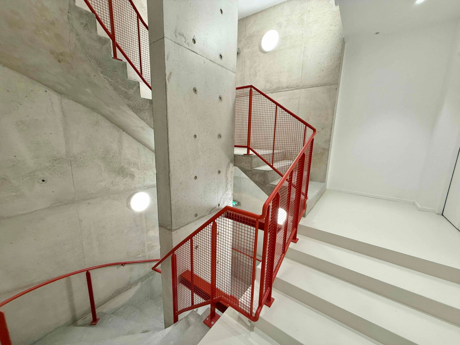 
                                                Location
                                                 Location et vente Bureaux Paris 75002