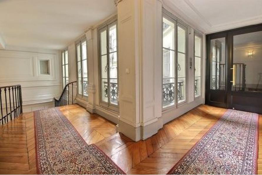 
                                                Location
                                                 Location et vente Bureaux Paris 75003