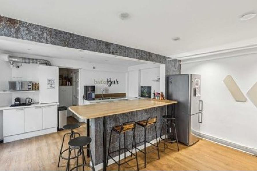 
                                                Location
                                                 Location et vente Bureaux Paris 75003