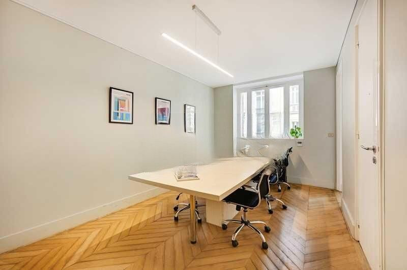 
                                                Location
                                                 Location et vente Bureaux Paris 75008