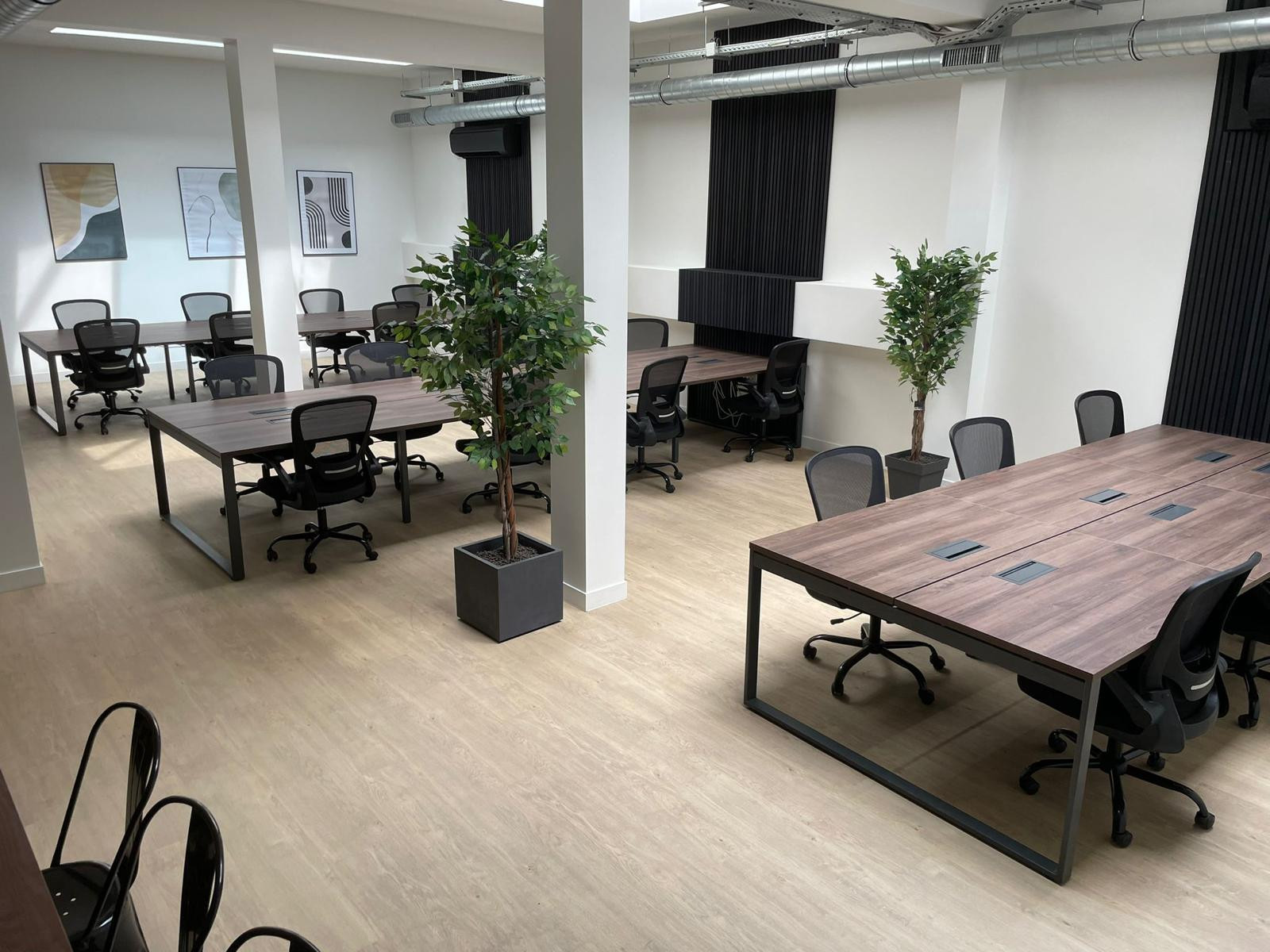 
                                                Location
                                                 Location et vente Bureaux Paris 75012