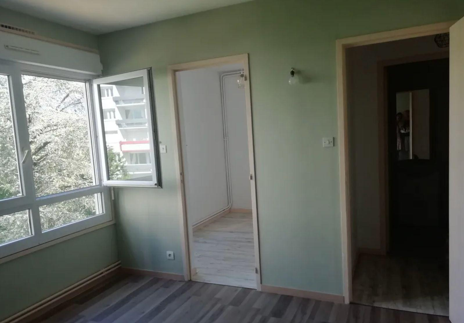 
                                                Location
                                                 Location F1 grenoble