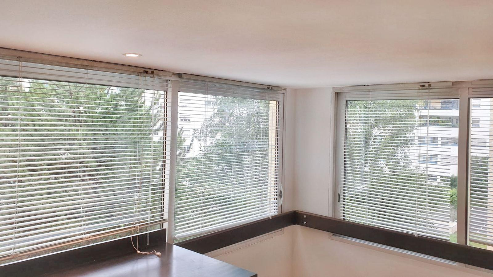 
                                                Location
                                                 Location grand appartement 3 pièces