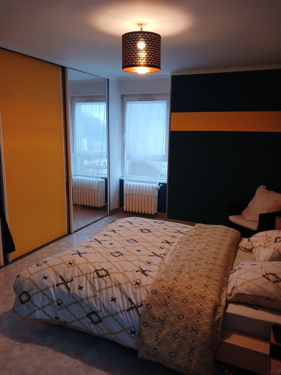 
                                                Location
                                                 Location grand appartement