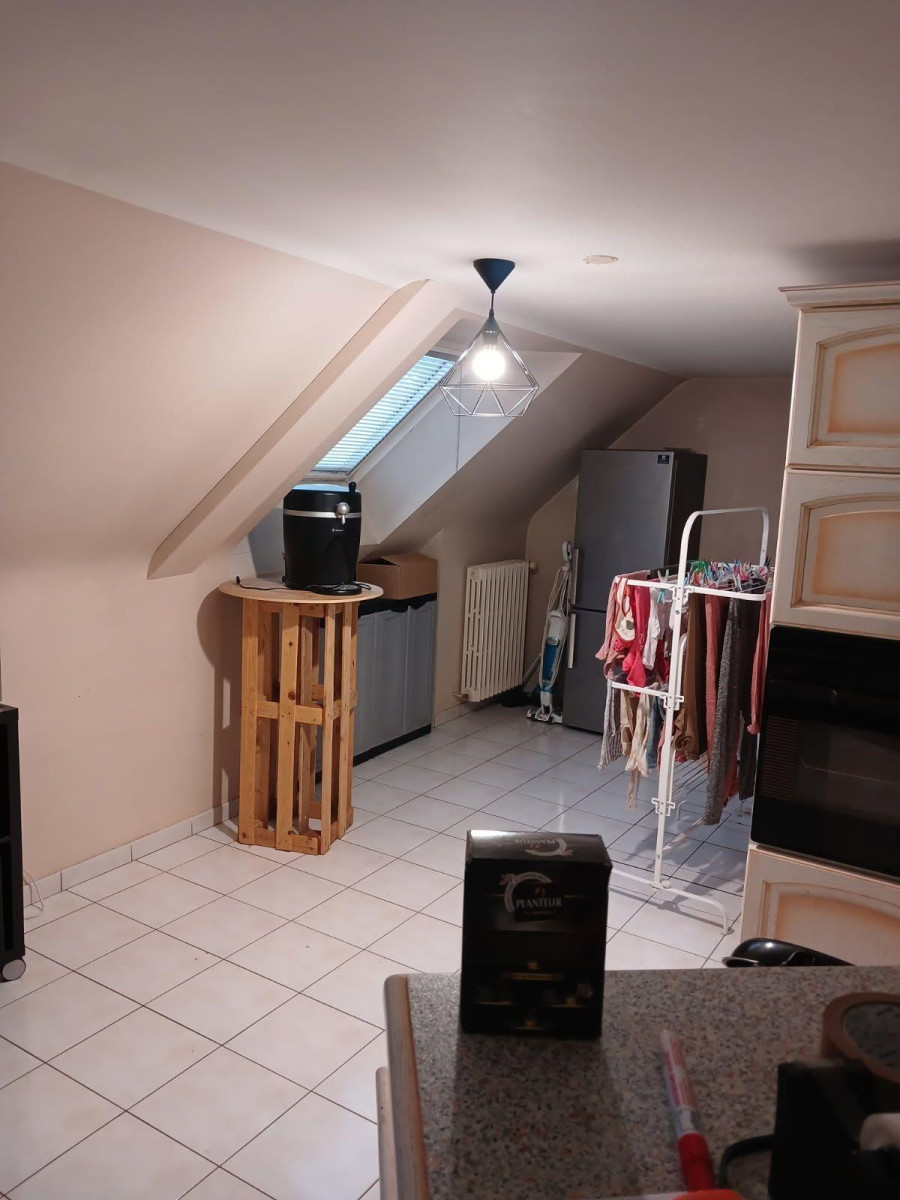 
                                                Location
                                                 Location grand appartement