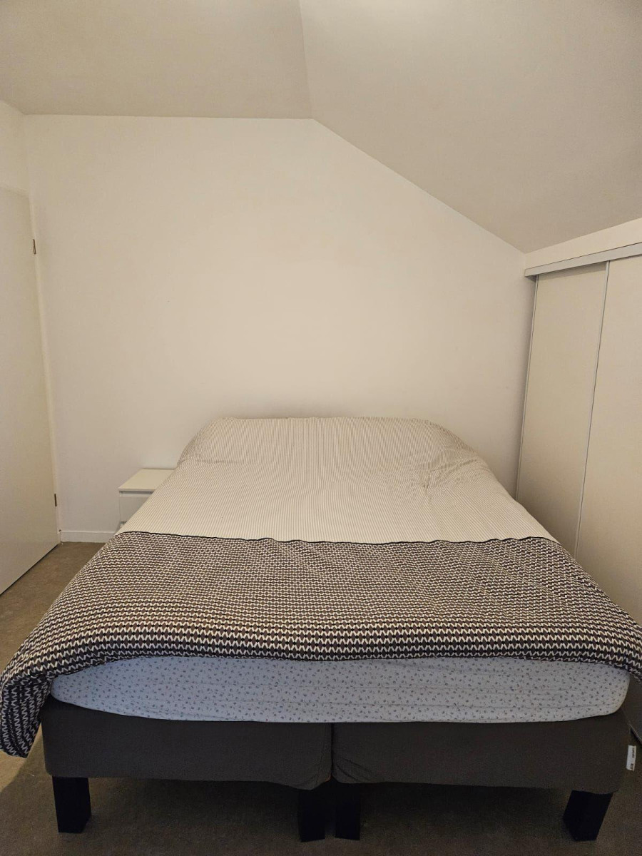 
                                                Location
                                                 Location grand appartement meublé familial