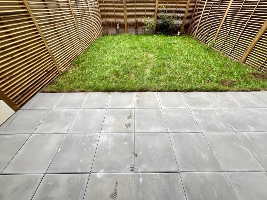 
                                                Location
                                                 Location grand studio Levallois Perret + terrasse