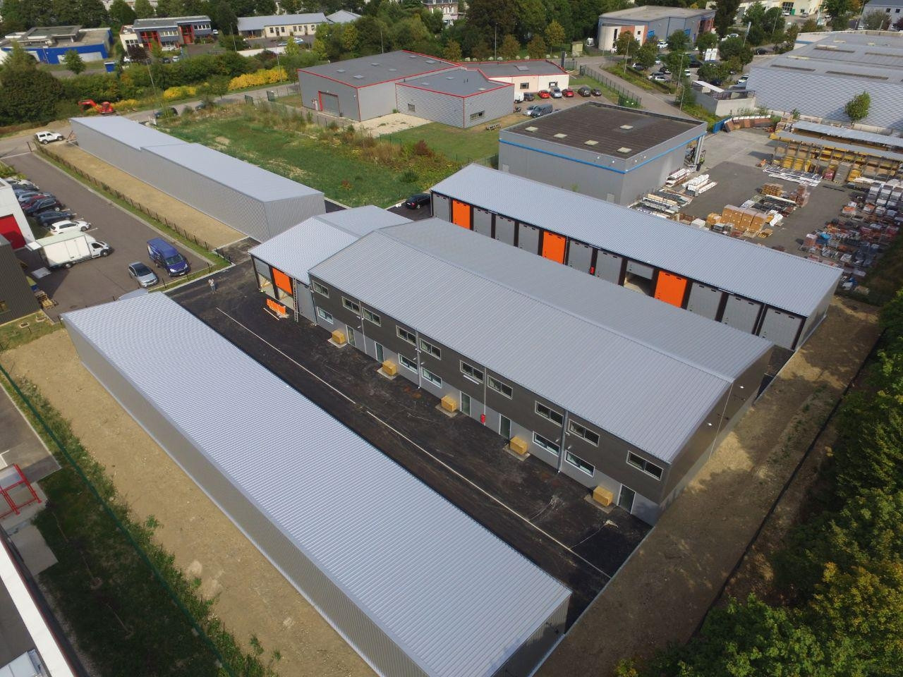 
                                                Location
                                                 Location local d'activités de 150 m² à proximité d'Amiens