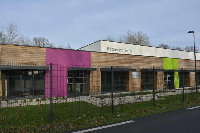 
                                                Location
                                                 Location local d'activités Douai - 311 m² - Proche Valenciennes