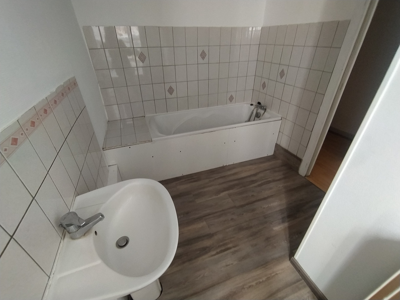 
                                                Location
                                                 LOCATION - MAISON - AVESNES SUR HELPE 📍