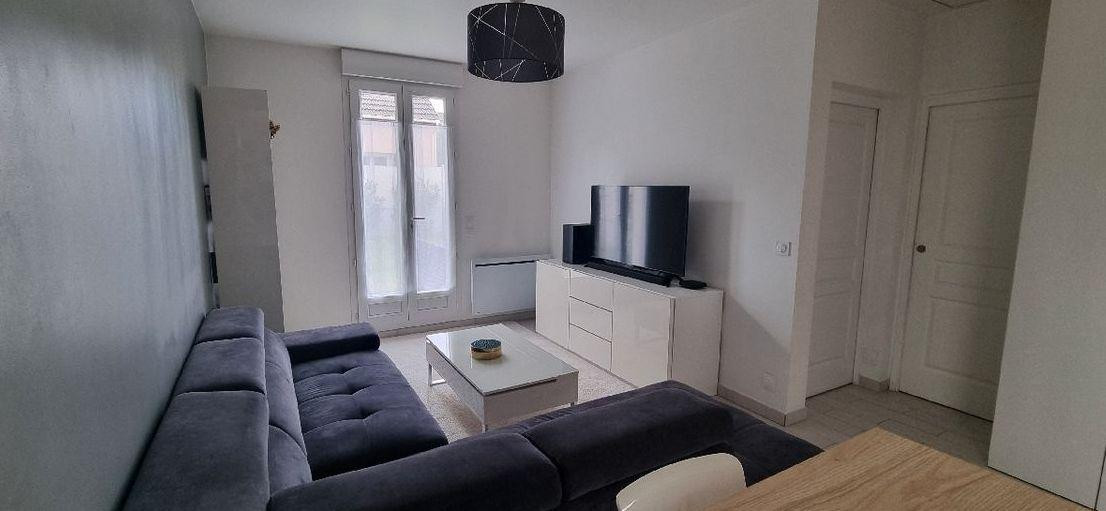 
                                                Location
                                                 Location maison meublé T2 44 m2 avec jardin