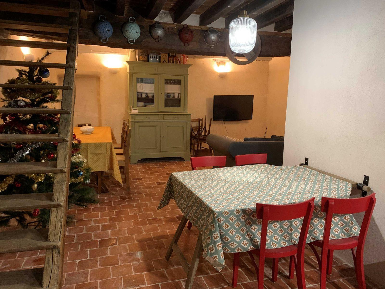 
                                                Location
                                                 Location maison meublée atypique