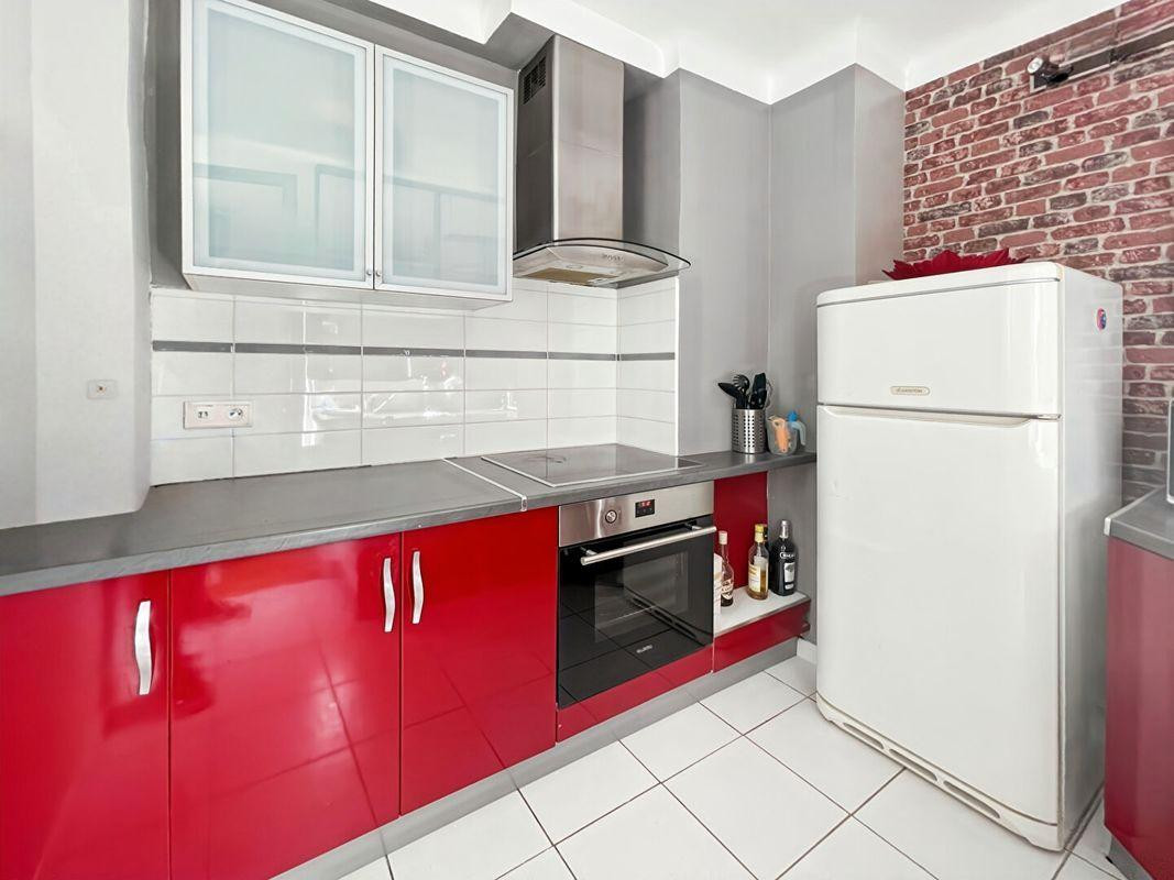 
                                                Location
                                                 Location meuble 130004