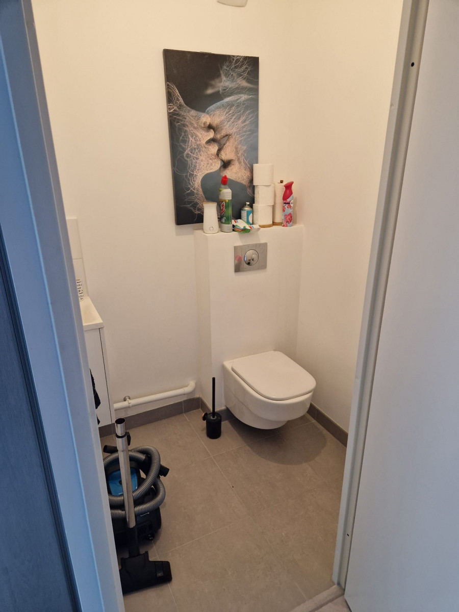 
                                                Location
                                                 Location meublé 3 pièces Puteaux (8 min. de la Défense) (loyer tout inclus)